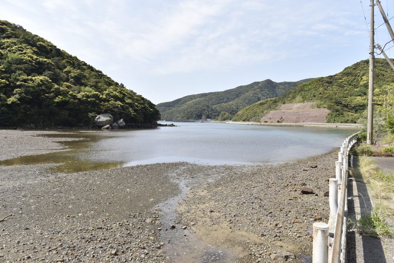 桑之浦湾奥